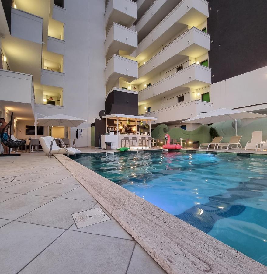 Nero D'Avorio Apartments ริมินี ภายนอก รูปภาพ