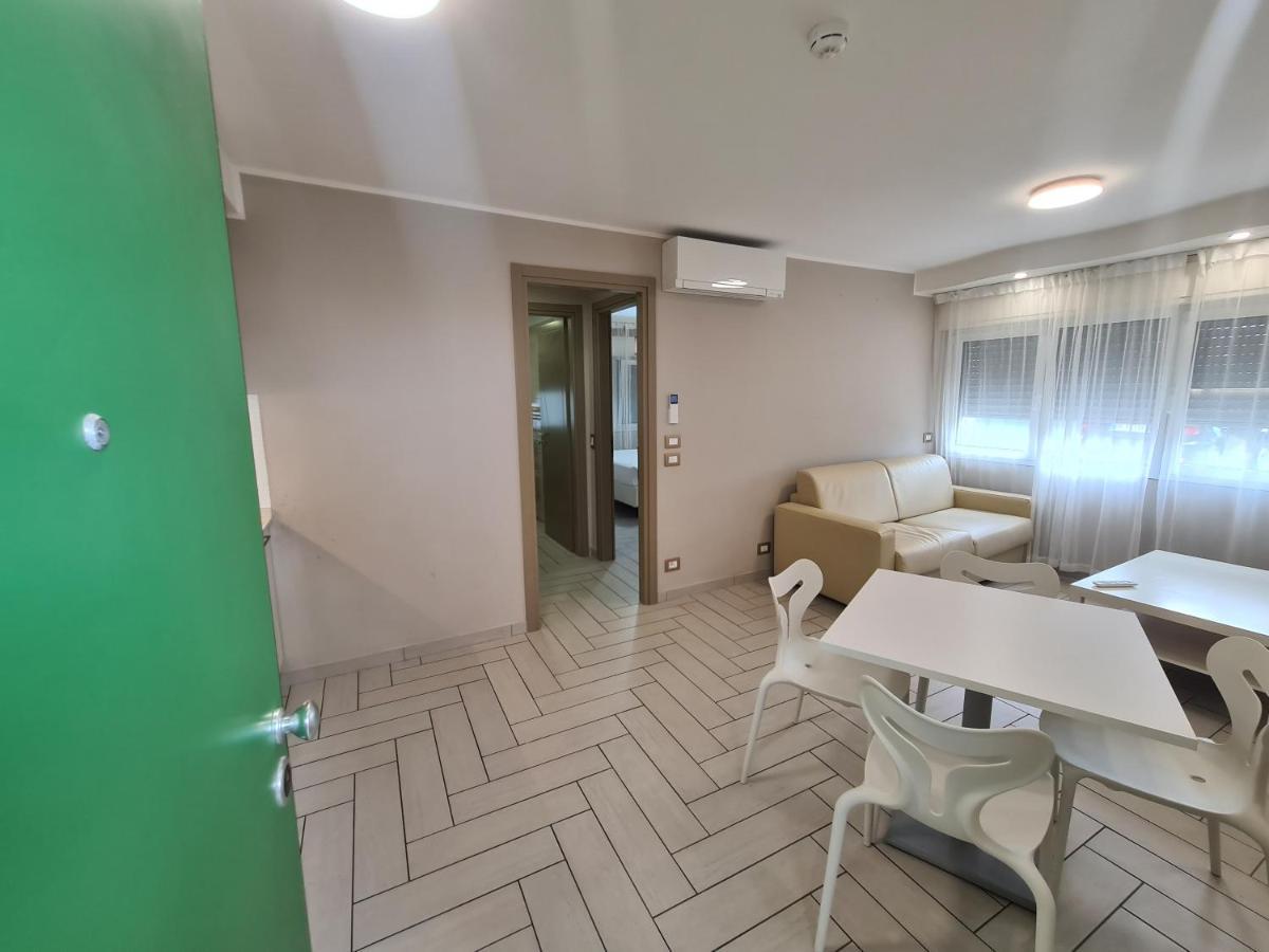 Nero D'Avorio Apartments ริมินี ภายนอก รูปภาพ